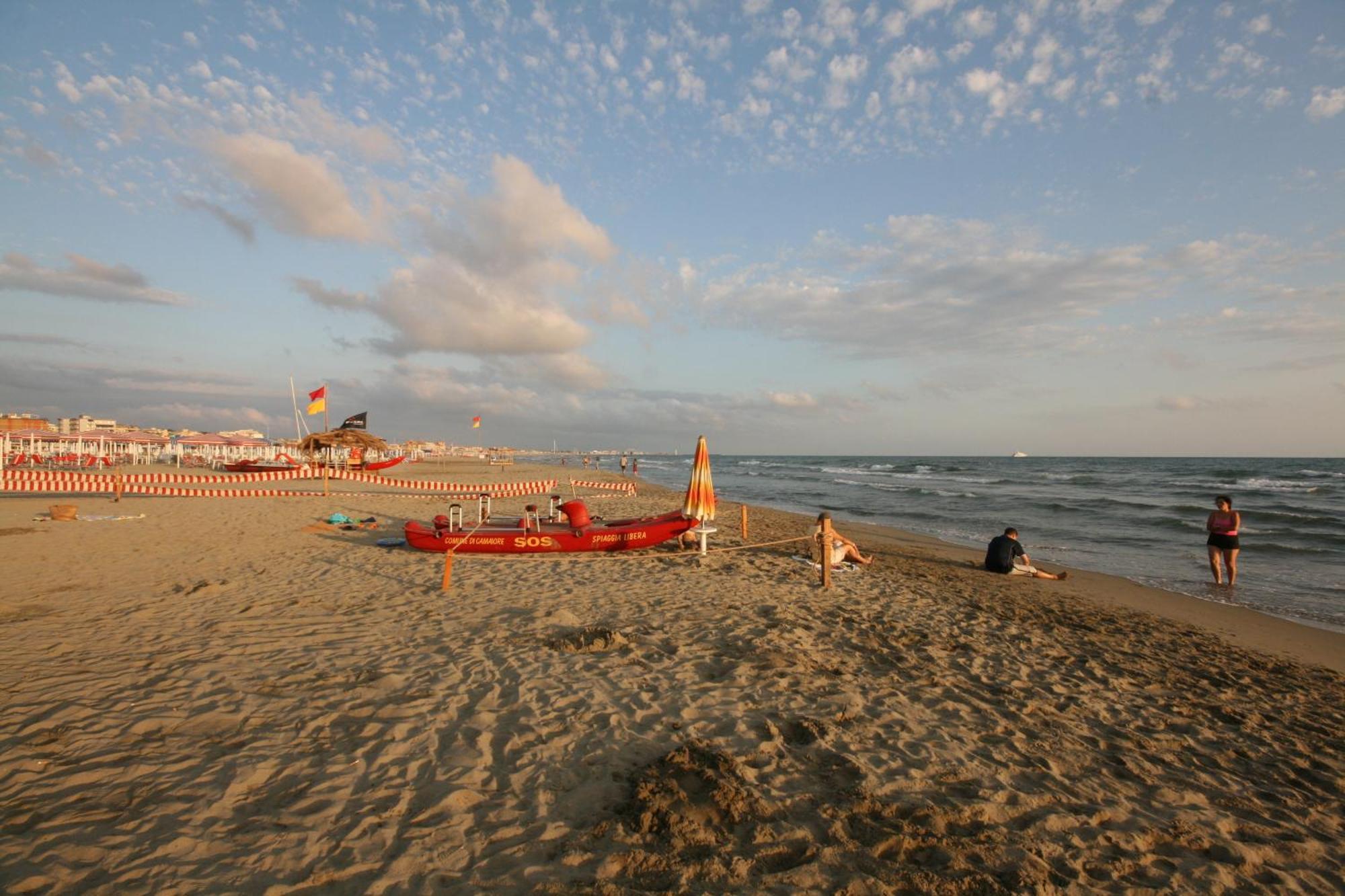 Hotel Ely Viareggio Dış mekan fotoğraf